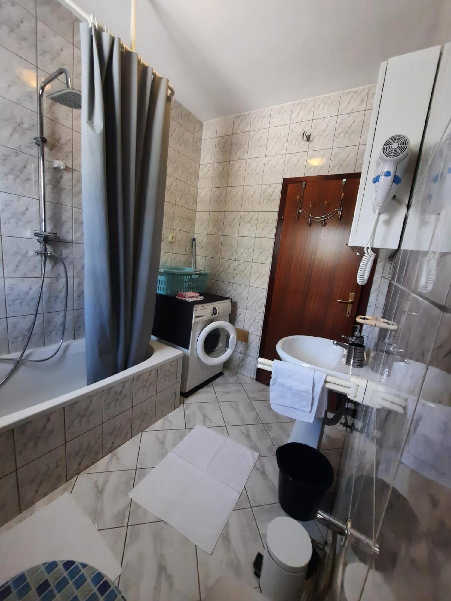 Apartman Mila Novi Vinodolski Exteriör bild
